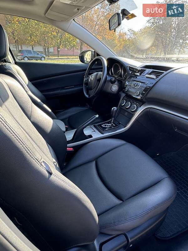 Седан Mazda 6 2012 в Киеве