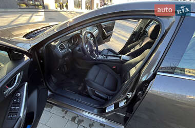 Седан Mazda 6 2015 в 