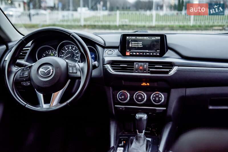 Седан Mazda 6 2016 в Калуше