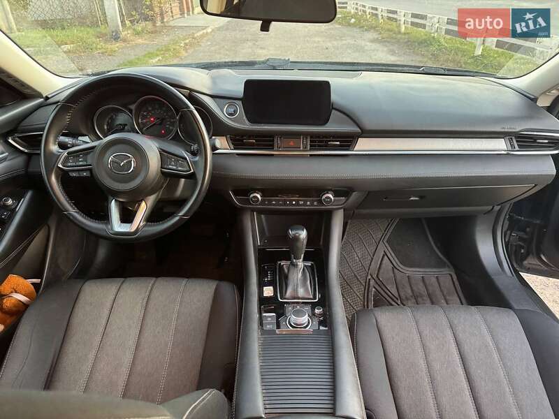 Седан Mazda 6 2018 в Львове