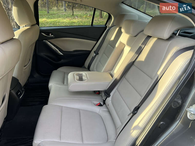 Седан Mazda 6 2017 в Киеве