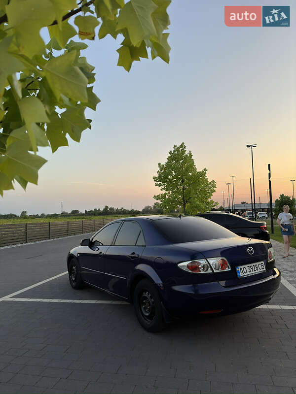 Седан Mazda 6 2002 в Мукачево