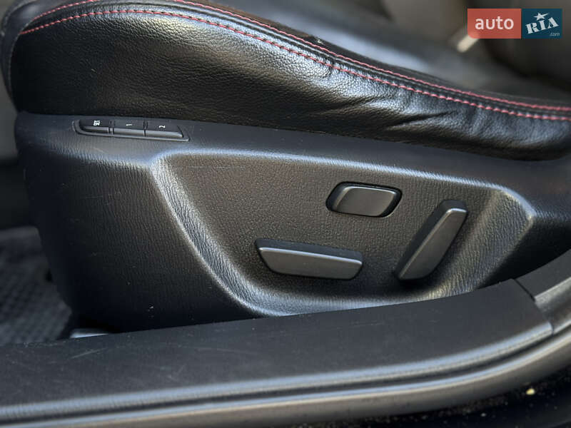 Седан Mazda 6 2013 в Ивано-Франковске