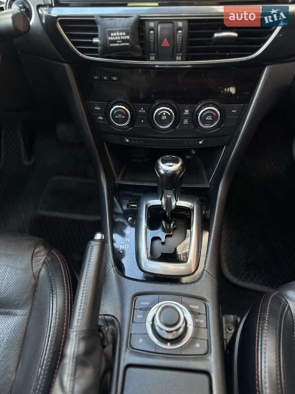 Седан Mazda 6 2013 в Ивано-Франковске