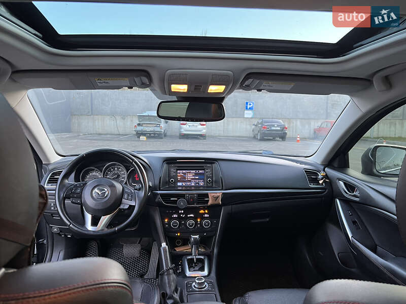 Седан Mazda 6 2013 в Днепре