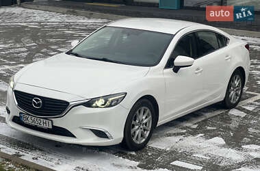 Седан Mazda 6 2015 в Львове