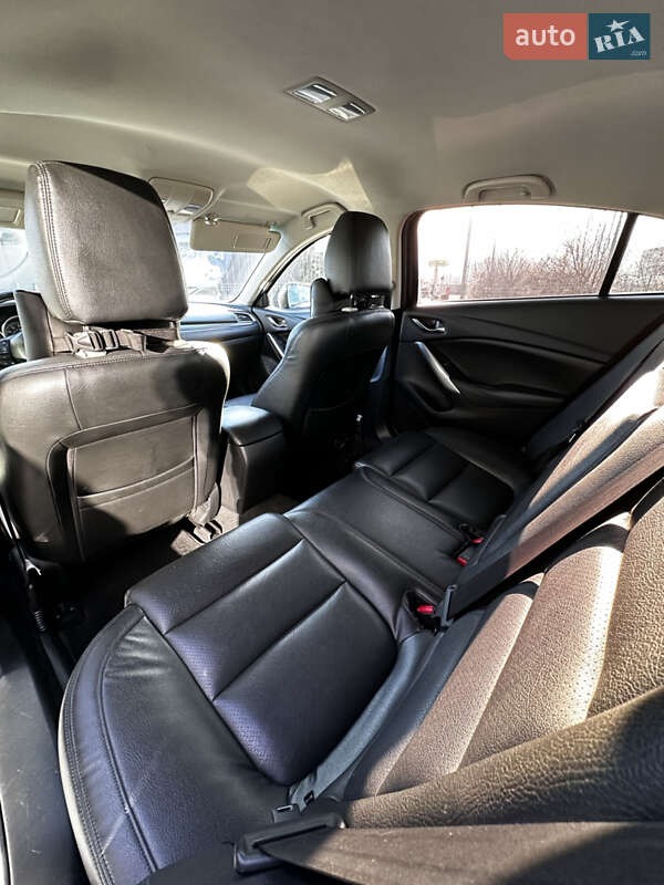 Седан Mazda 6 2015 в Тячеве
