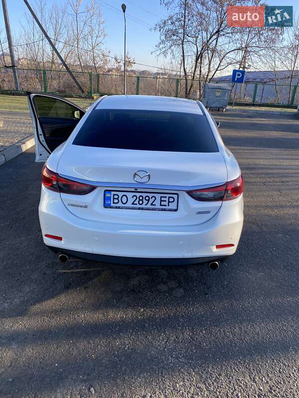 Седан Mazda 6 2014 в Заліщиках
