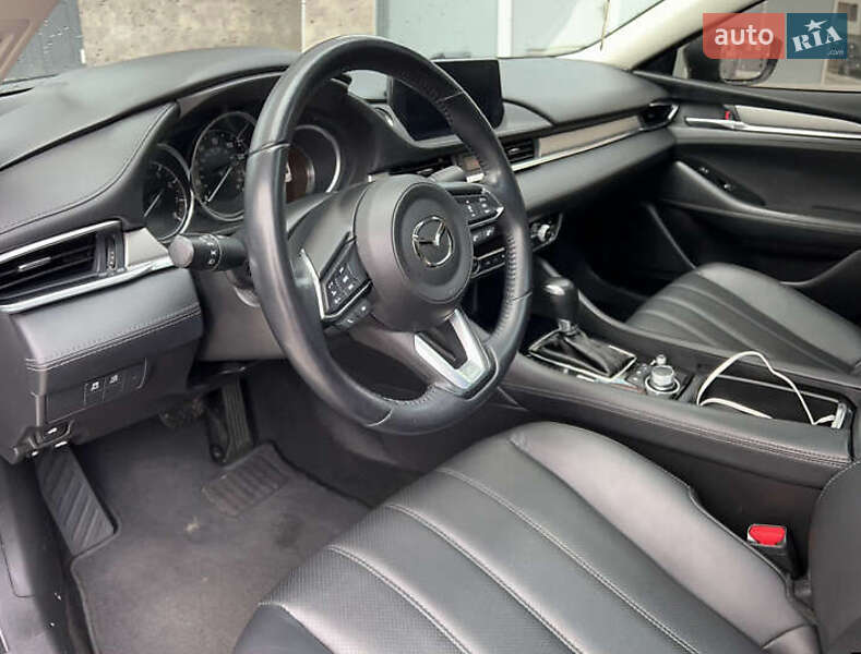Седан Mazda 6 2018 в Львове