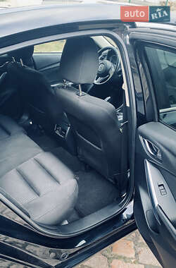 Седан Mazda 6 2013 в 