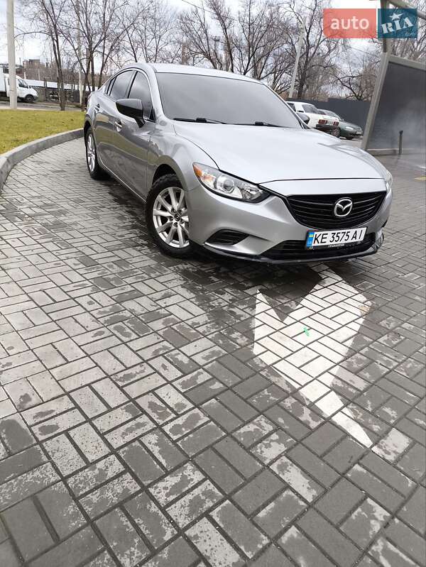 Седан Mazda 6 2014 в Днепре