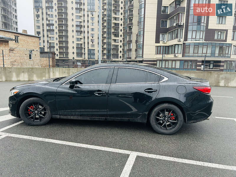 Седан Mazda 6 2016 в Киеве