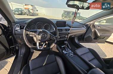 Седан Mazda 6 2016 в 