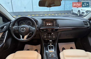 Седан Mazda 6 2014 в Полтаве