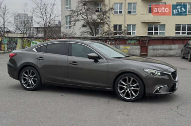 Седан Mazda 6 2015 в Киеве