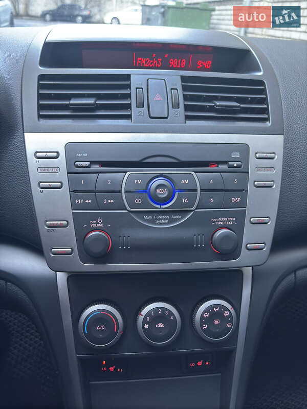 Седан Mazda 6 2009 в Днепре