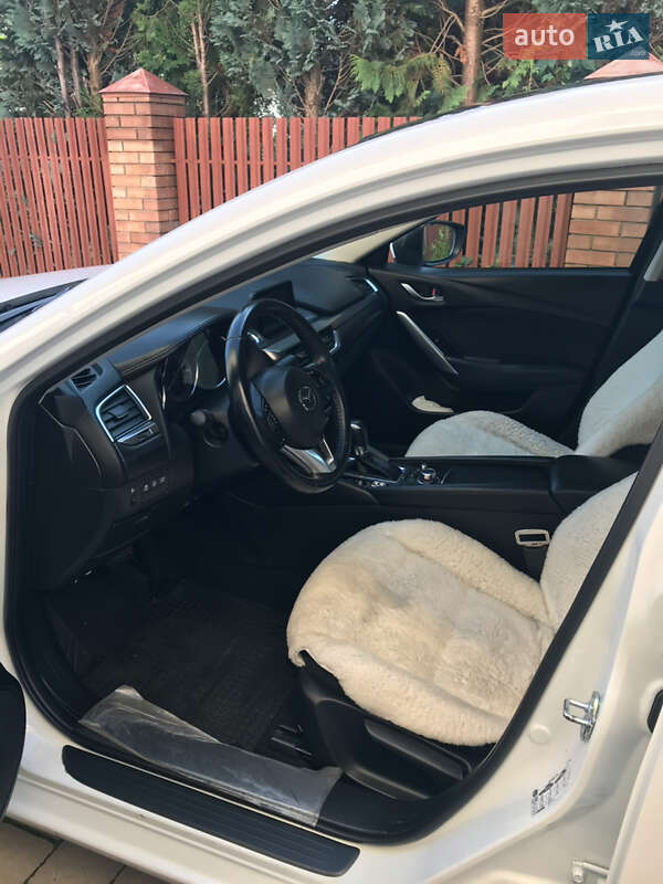 Седан Mazda 6 2015 в Ивано-Франковске