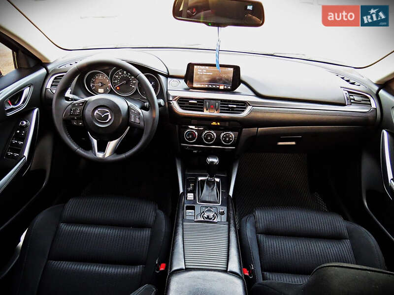 Седан Mazda 6 2014 в Золотоноше