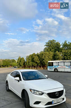 Седан Mazda 6 2015 в 