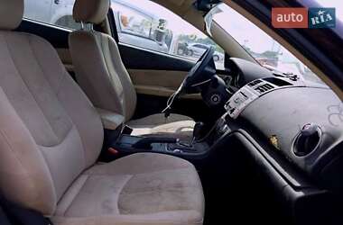 Седан Mazda 6 2011 в 