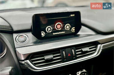 Седан Mazda 6 2015 в 
