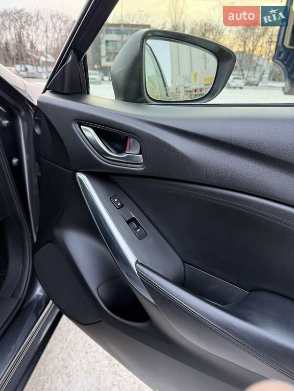 Седан Mazda 6 2014 в Харькове
