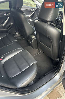Седан Mazda 6 2013 в 