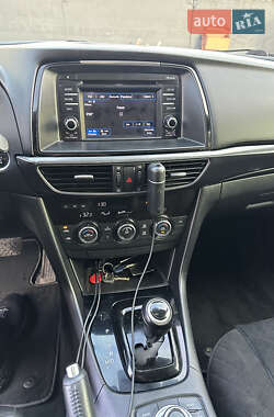 Седан Mazda 6 2013 в 
