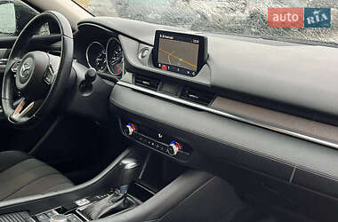 Седан Mazda 6 2018 в 