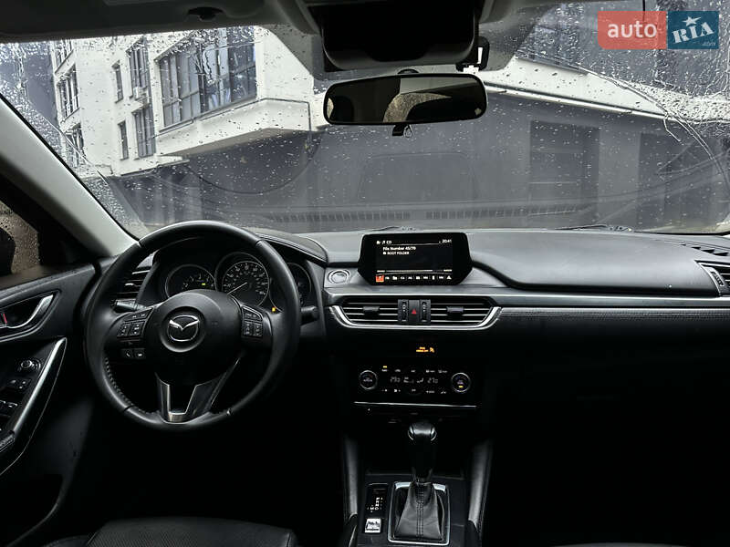 Седан Mazda 6 2015 в Ивано-Франковске