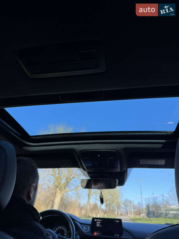 Седан Mazda 6 2019 в Коростене