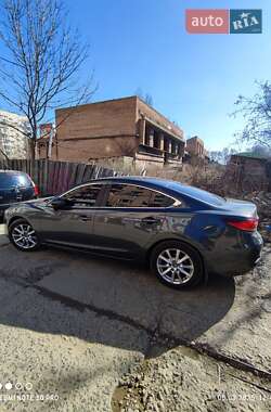 Седан Mazda 6 2014 в Чернівцях