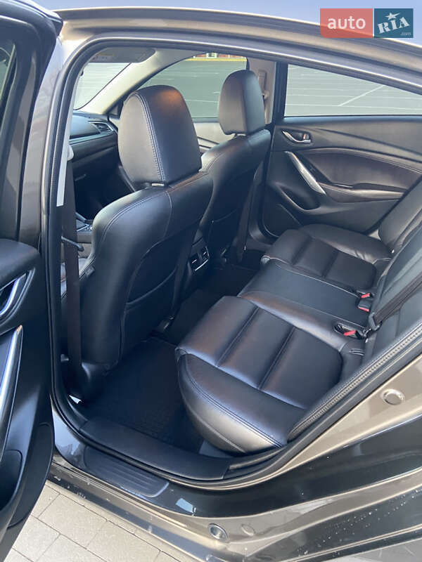 Седан Mazda 6 2017 в Сумах