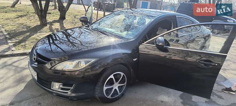 Лифтбек Mazda 6 2009 в Барышевке