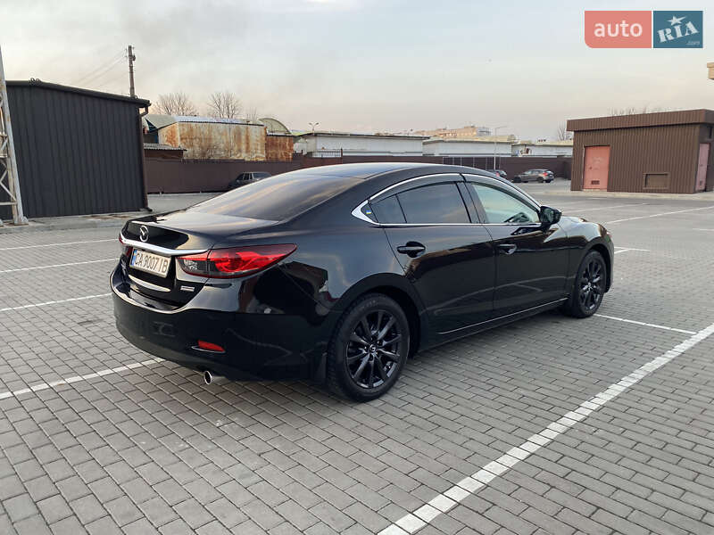 Седан Mazda 6 2014 в Черкассах