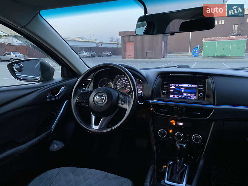 Седан Mazda 6 2014 в Черкассах