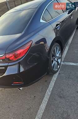 Седан Mazda 6 2014 в 