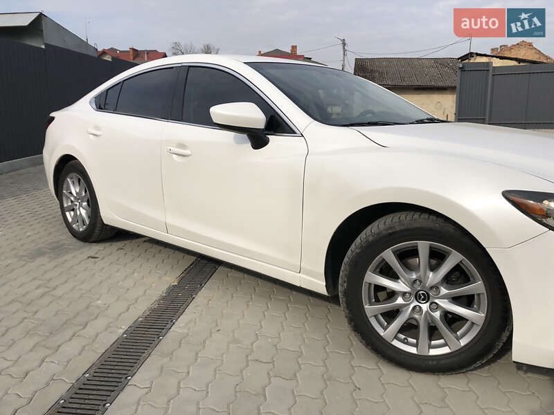 Седан Mazda 6 2012 в Яворове
