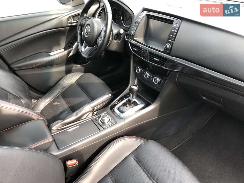 Седан Mazda 6 2012 в Яворове