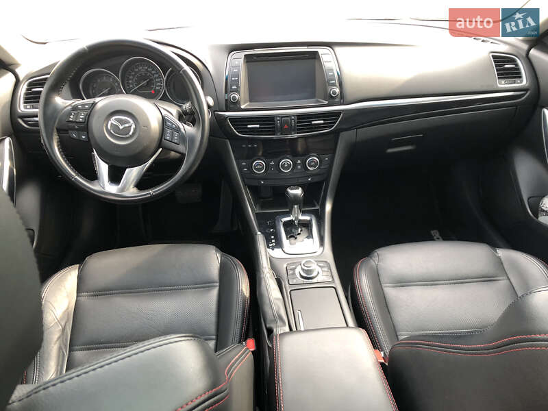 Седан Mazda 6 2012 в Яворове