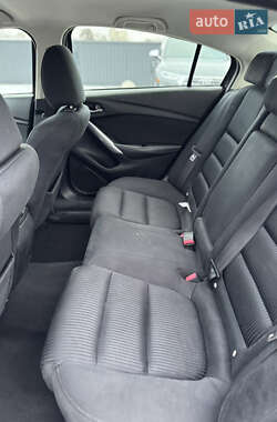 Седан Mazda 6 2013 в 