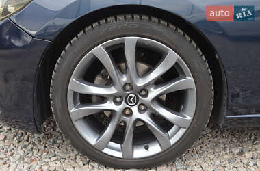 Седан Mazda 6 2014 в 