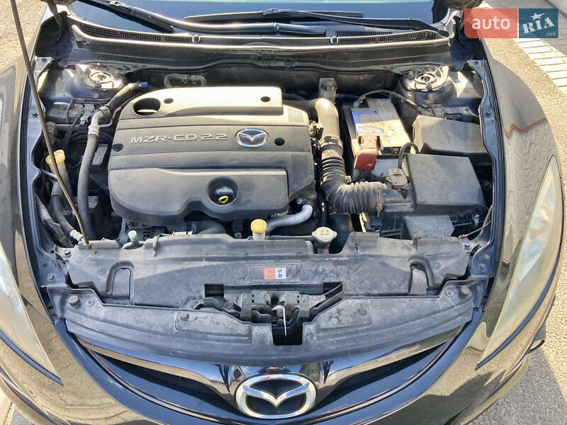 Универсал Mazda 6 2010 в Луцке