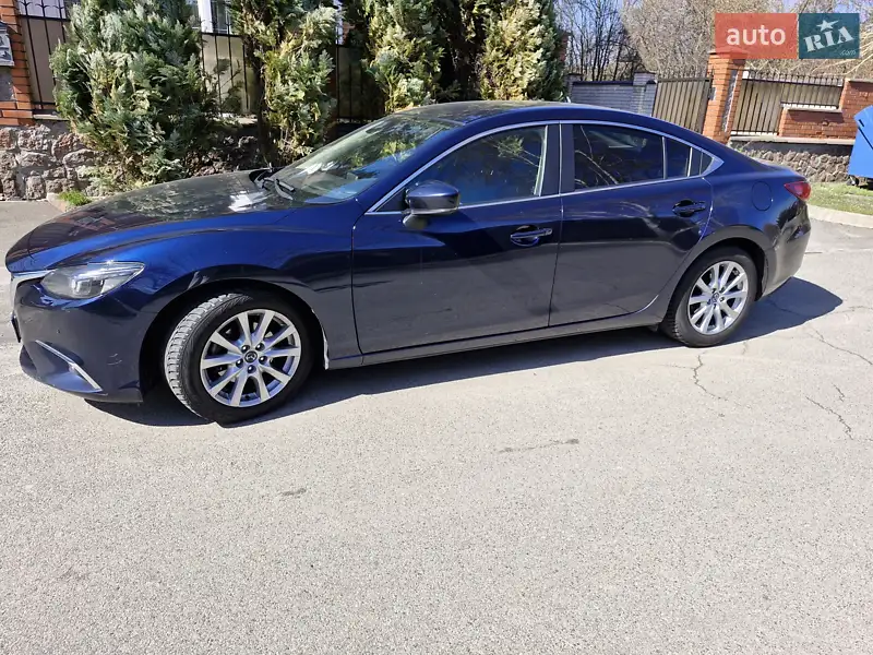 Седан Mazda 6 2016 в 