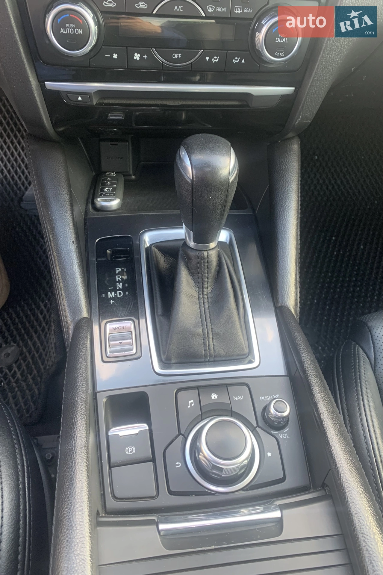 2016 Mazda 6 - мініатюра 18