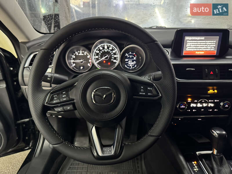 Седан Mazda 6 2016 в Ивано-Франковске