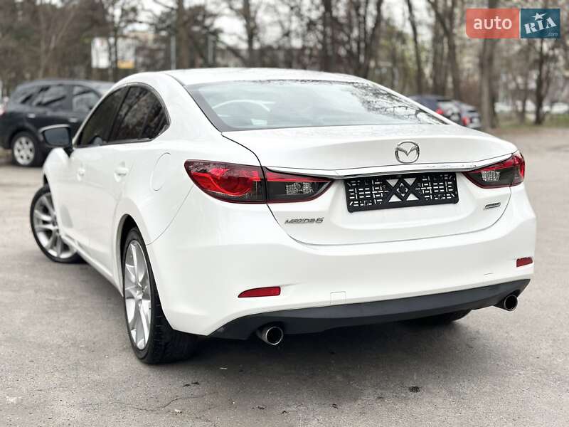 Седан Mazda 6 2015 в Киеве