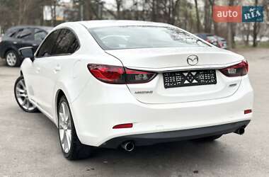 Седан Mazda 6 2015 в 