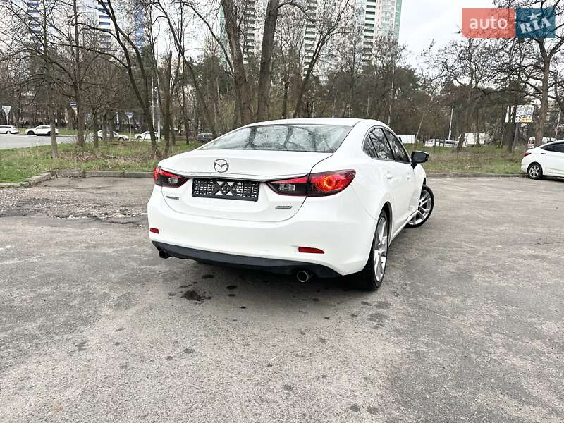 Седан Mazda 6 2015 в Киеве