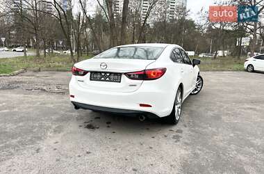 Седан Mazda 6 2015 в 
